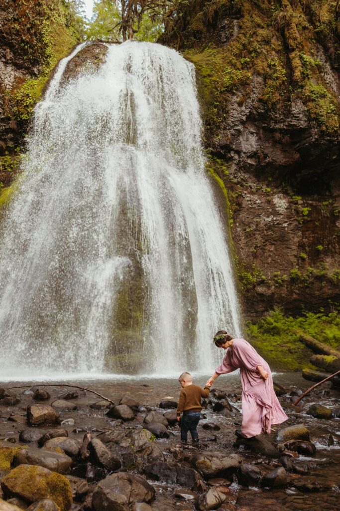 Waterfall location ideas near Eugene, Or for your next summer photo session with Eugene Family Photographer Lux Marina Photography